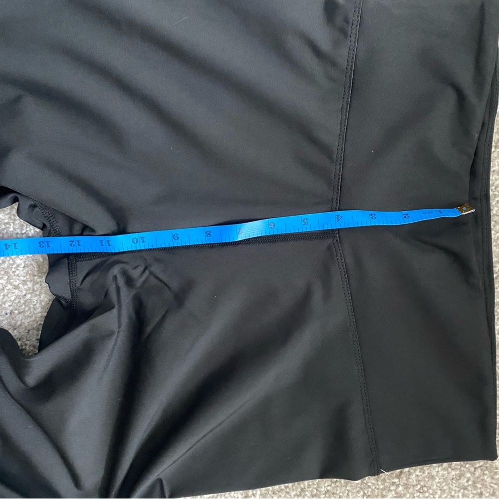 HALSTON STUDIO Black High Rise Leggings - Picture 9 of 14